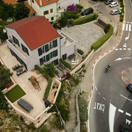 Valbay Residence มาลีโลชินจ์ ภายนอก รูปภาพ